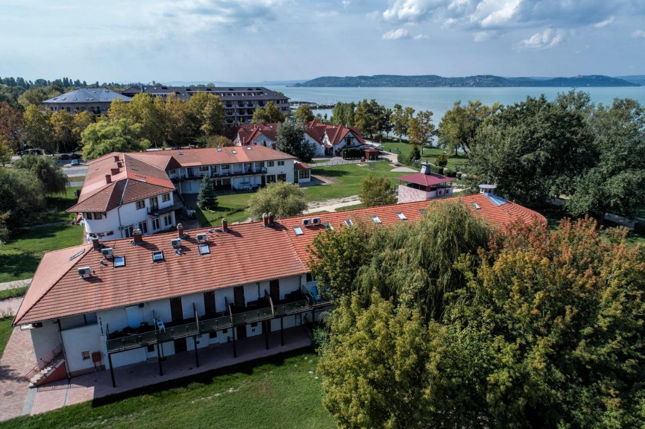 Zamardi Siraly Apartment Luaran gambar