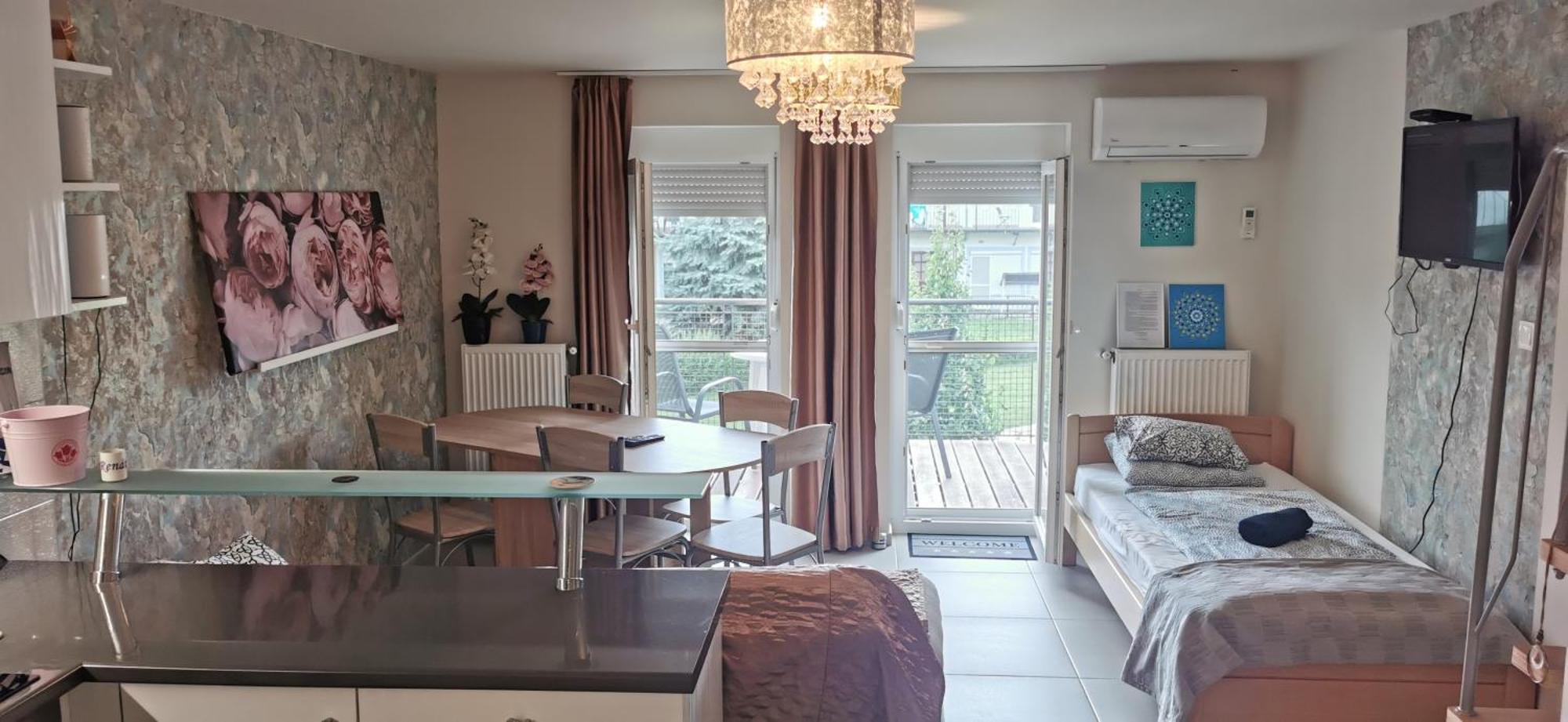 Zamardi Siraly Apartment Luaran gambar